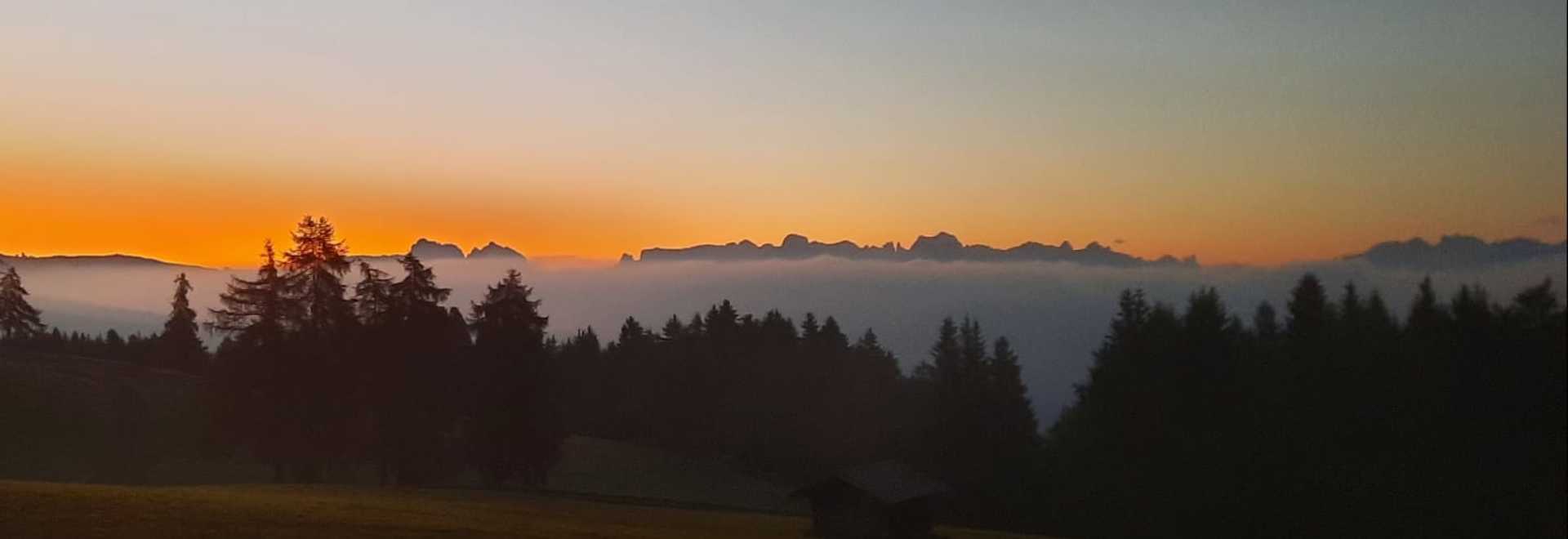 Geführte Sonnenaufgangswanderungen mit Bergfrühstück