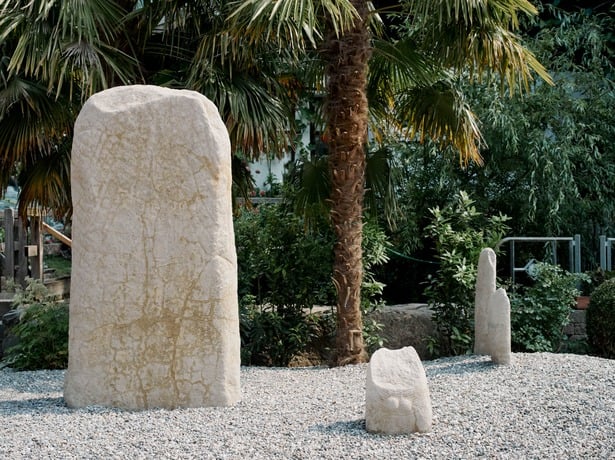 Die Algunder Menhire