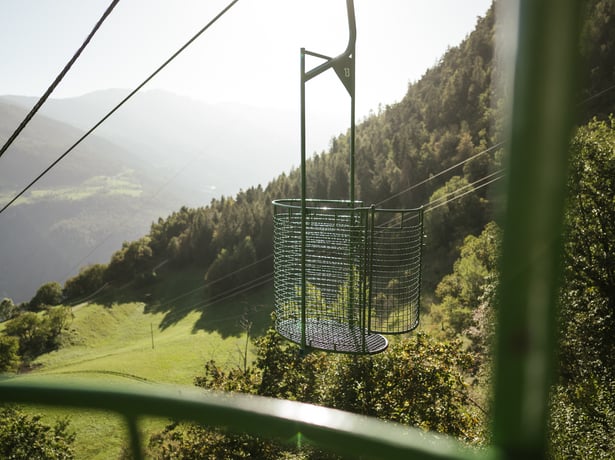 Hiking on the Merano High Altitude Trail